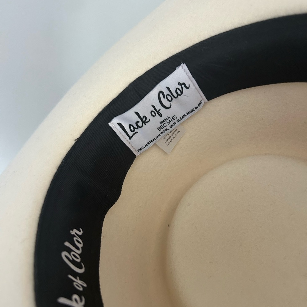 Lack of color hat